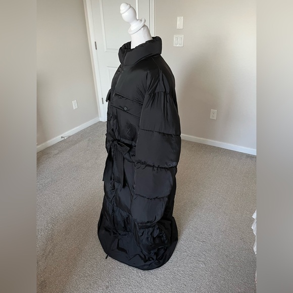 Good American Women’s Black Puffer Winter Coat - Picture 4 of 15